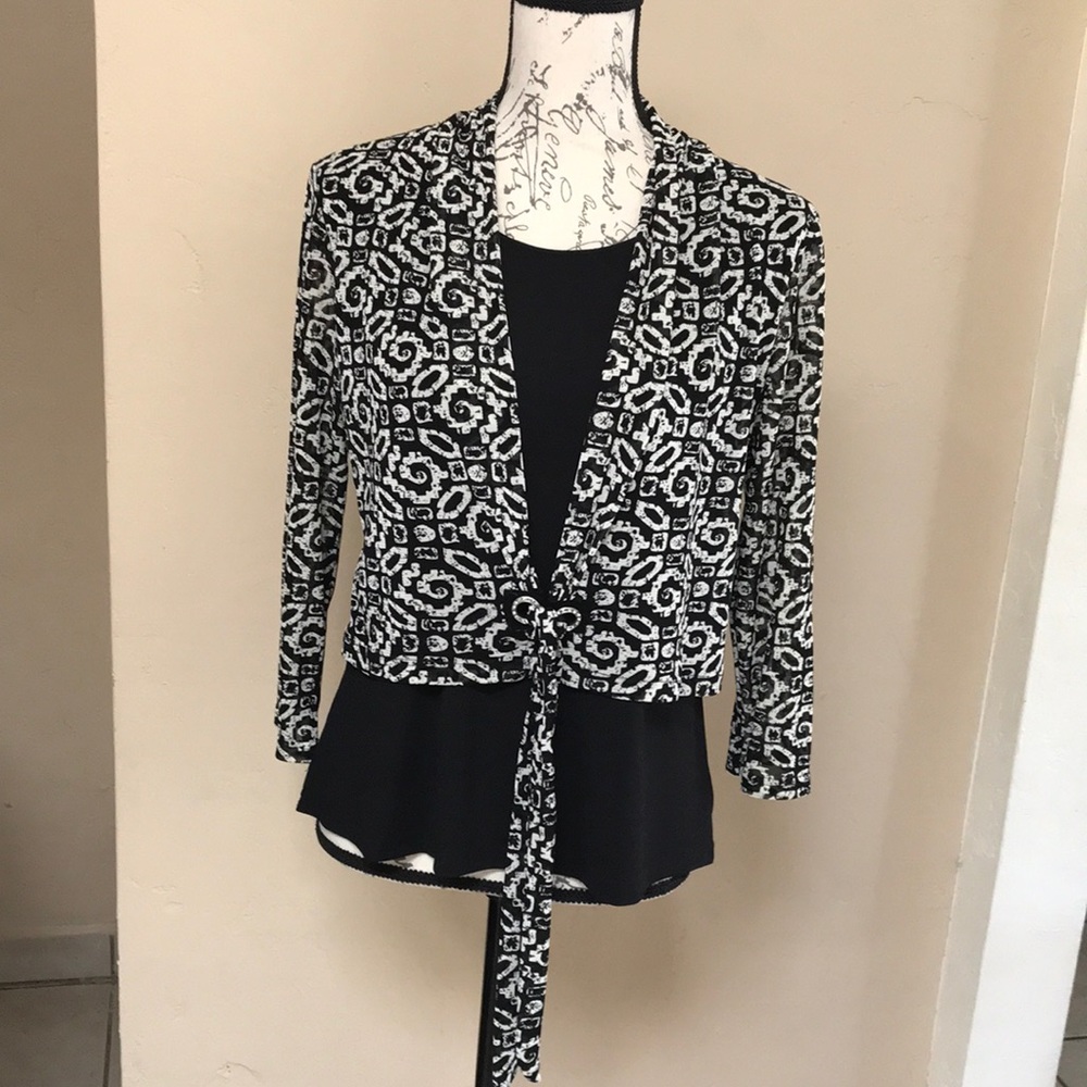JAIPUR Top Black & White. Size Large